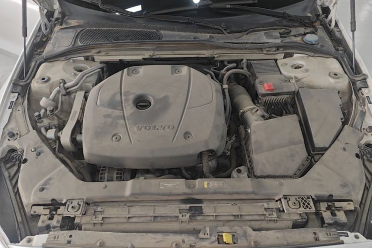 Used Volvo S60 2021 T4 Zhiyuan Luxury Edition Engine Bay