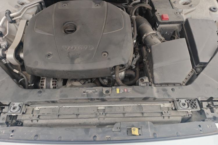 Used Volvo S60 2021 T4 Zhiyuan Sport Edition Engine Bay