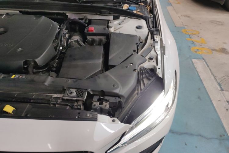 Used Volvo S60 2021 T4 Zhiyi Luxury Edition Engine Bay Left
