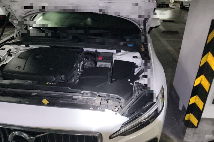 Used Volvo S60 2021 T4 Zhiyi Luxury Edition Engine Bay Left