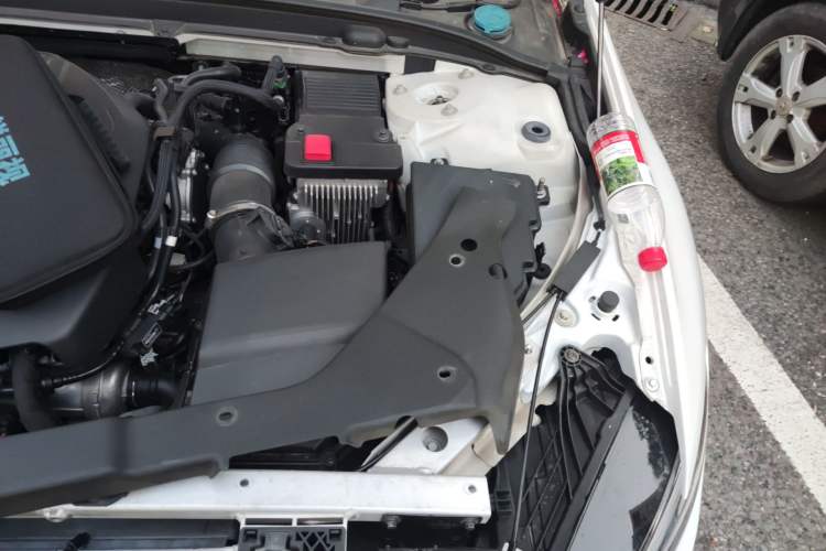 Used Volvo S60 2021 T4 Zhiyi Luxury Edition Engine Bay Left