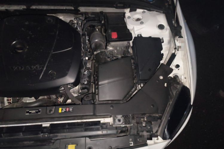Used Volvo S60 2021 T4 Zhiyi Luxury Edition Engine Bay Left