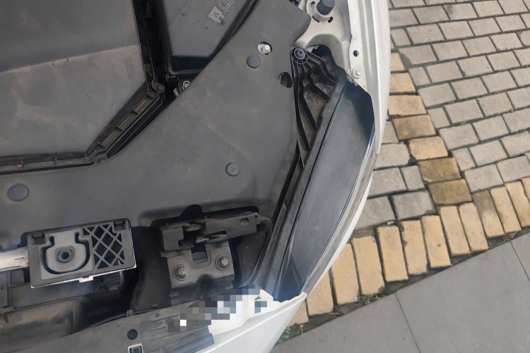 Used Volvo S60 2021 T4 Zhiyi Luxury Edition Engine Bay Left