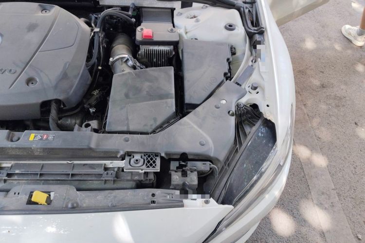 Used Volvo S60 2021 T4 Zhiyi Luxury Edition Engine Bay Left