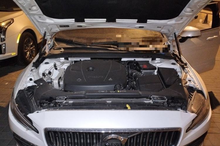 Used Volvo S60 2021 T4 Zhiyuan Luxury Edition Engine Bay