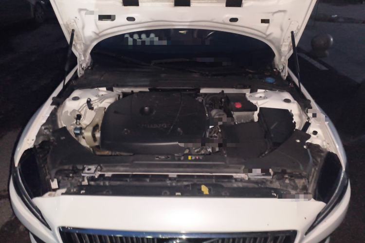 Used Volvo S60 2021 T4 Zhiyi Luxury Edition Engine Bay