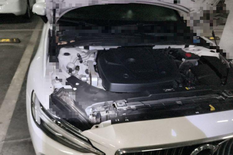 Used Volvo S60 2021 T4 Zhiyi Luxury Edition Engine Bay Right