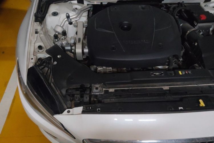 Used Volvo S60 2021 T4 Zhiyi Luxury Edition Engine Bay Right