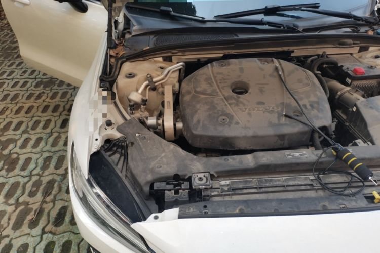 Used Volvo S60 2021 T4 Zhiyi Luxury Edition Engine Bay Right