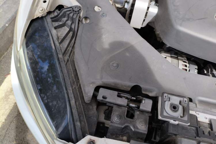Used Volvo S60 2021 T4 Zhiyi Luxury Edition Engine Bay Right