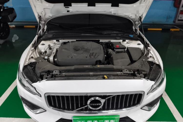 Used Volvo S60 2021 T4 Zhiyi Luxury Edition Engine Bay