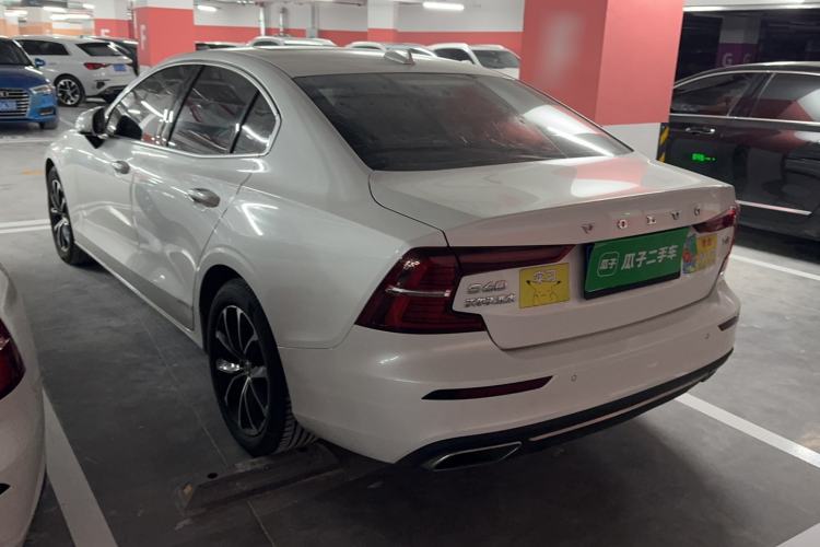 Used Volvo S60 2021 T4 Zhiyi Luxury Edition Exterior 1