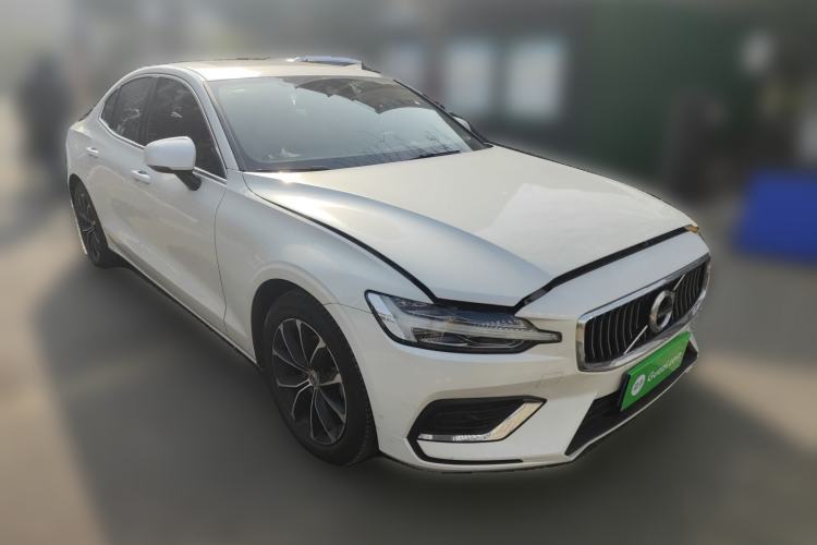 Used Volvo S60 2021 T4 Zhiyi Luxury Edition Exterior 1