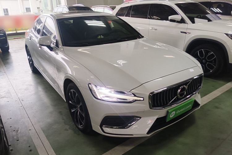 Used Volvo S60 2021 T4 Zhiyi Luxury Edition Exterior 1