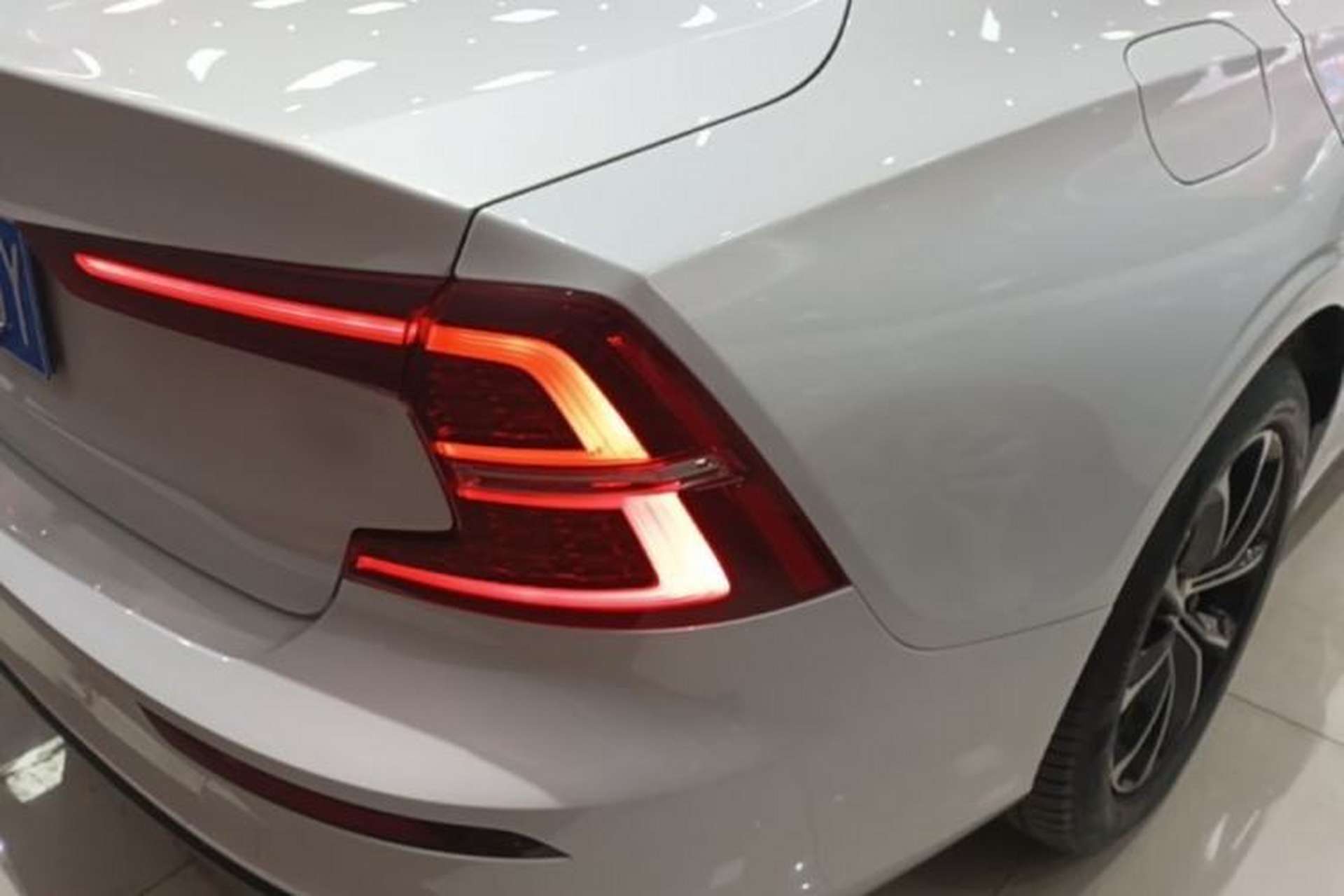 Used Volvo S60 2021 T4 Zhiyi Luxury Edition Exterior 1