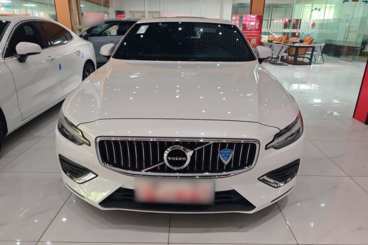Used Volvo S60 2021 T4 Zhiyi Luxury Edition Exterior 1