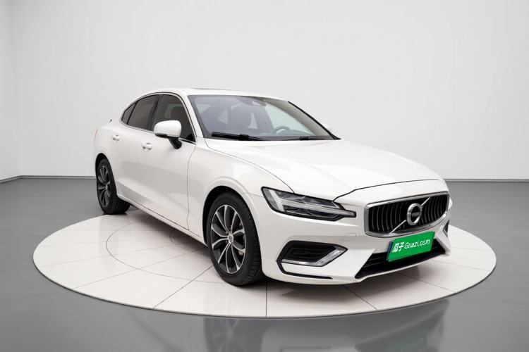 Used Volvo S60 2021 T4 Zhiyi Luxury Edition Exterior 2