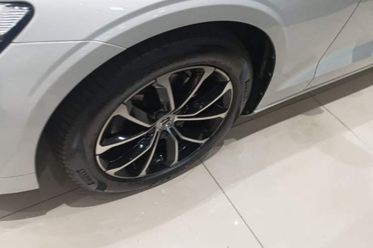Used Volvo S60 2021 T4 Zhiyi Luxury Edition Exterior 2