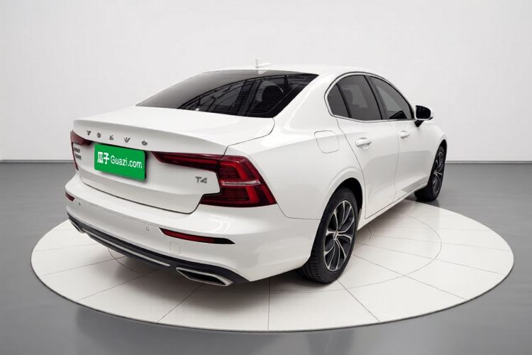Used Volvo S60 2021 T4 Zhiyi Luxury Edition Exterior 5