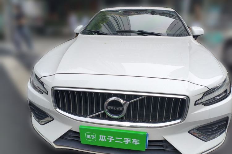 Used Volvo S60 2021 T4 Zhiyuan Luxury Edition Front