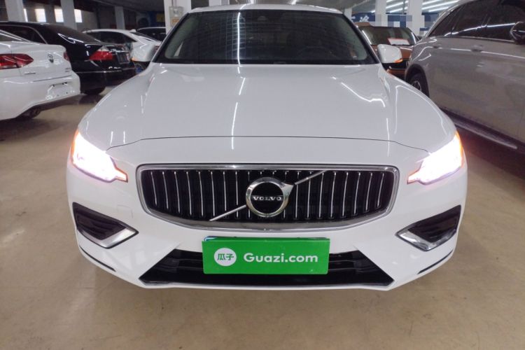 Used Volvo S60 2021 T3 SmartDrive Luxury Edition Front
