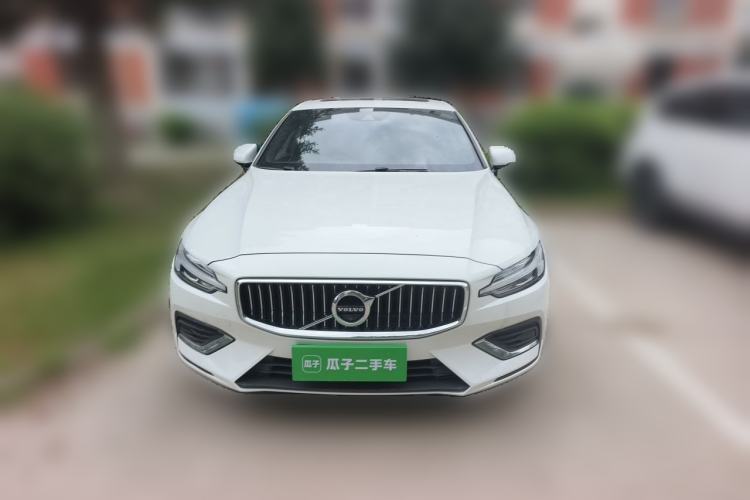 Used Volvo S60 2021 T4 Zhiyi Luxury Edition Front