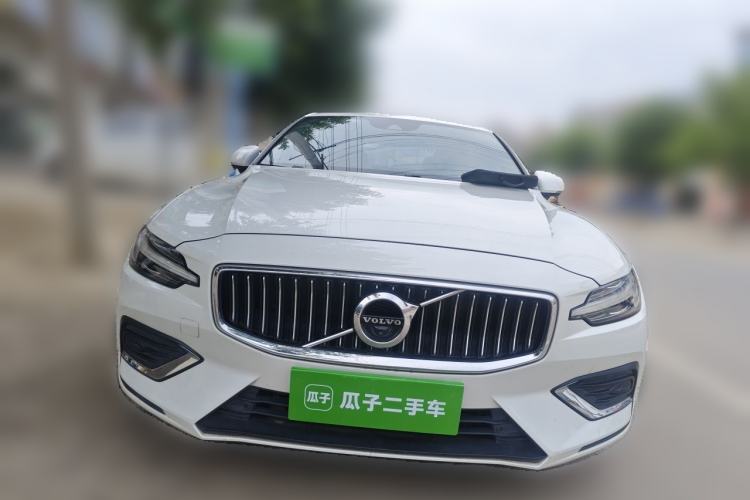 Used Volvo S60 2021 T4 Zhiyuan Luxury Edition Front
