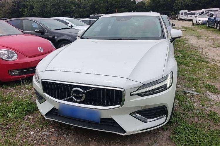 Used Volvo S60 2021 T4 Zhiyi Luxury Edition Front