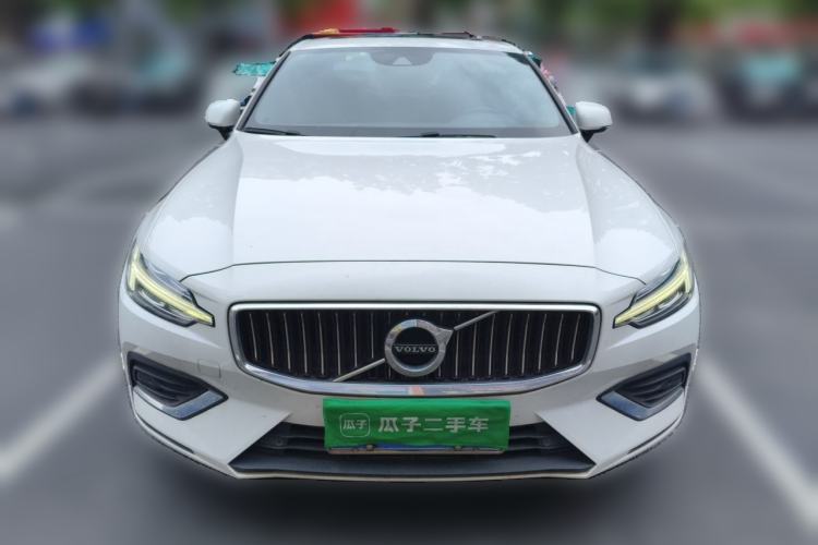 Used Volvo S60 2021 T4 Zhiyi Luxury Edition Front