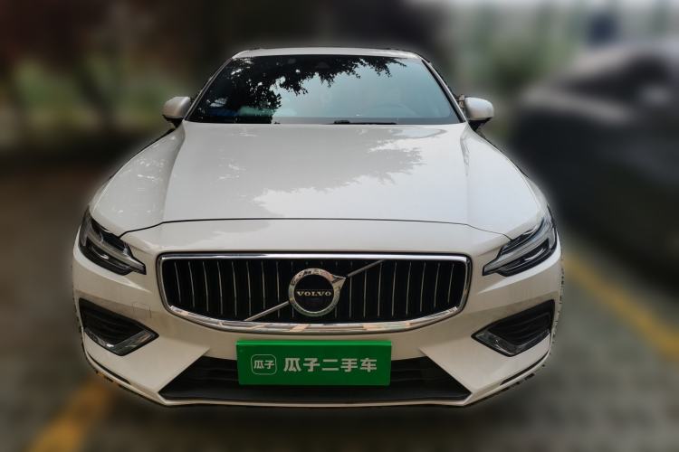 Used Volvo S60 2021 T4 Zhiyi Luxury Edition Front