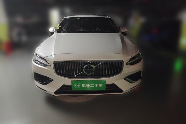Used Volvo S60 2021 T4 Zhiyi Luxury Edition Front