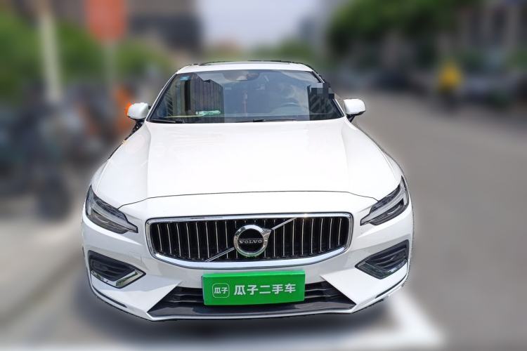 Used Volvo S60 2021 T4 Zhiyi Luxury Edition Front