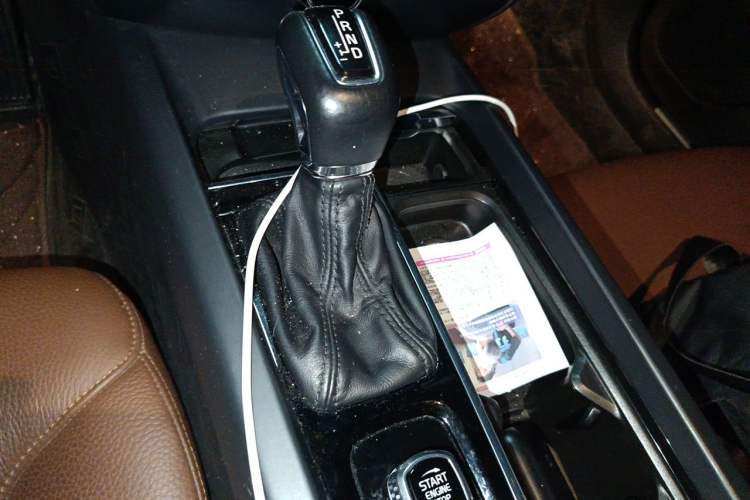 Used Volvo S60 2021 T4 Zhiyi Luxury Edition Gear Lever