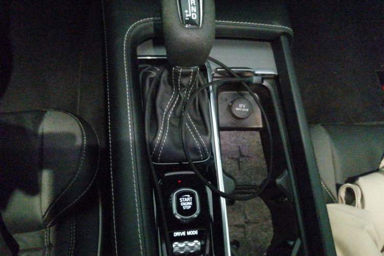 Used Volvo S60 2021 T4 Zhiyuan Sport Edition Gear Lever