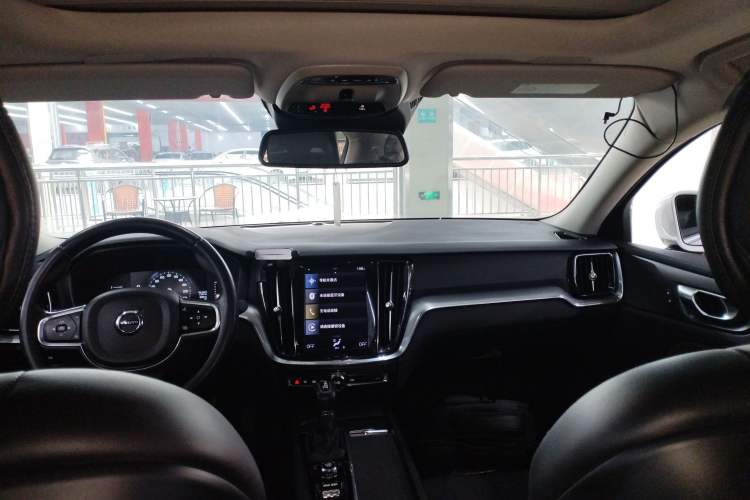 Used Volvo S60 2021 T3 SmartDrive Luxury Edition Headliner