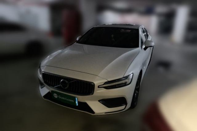 Used Volvo S60 2021 T4 Zhiyi Luxury Edition