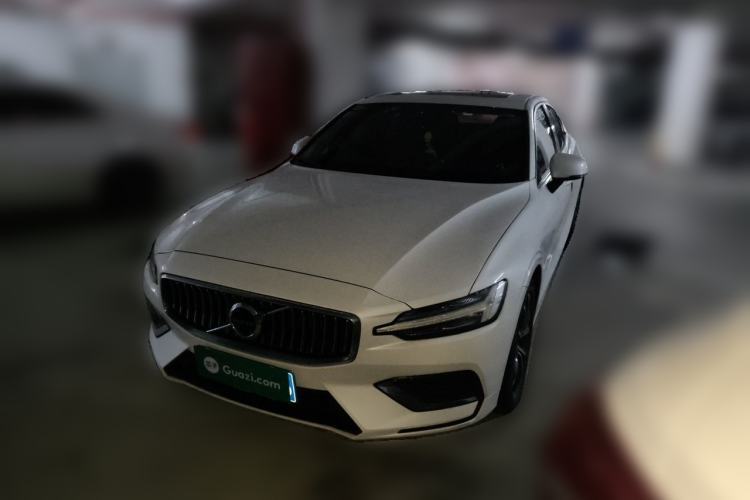 Used Volvo S60 2021 T4 Zhiyi Luxury Edition Guazi used car, China used car export, Used car for sale, Used cars, Cheapest cars for sale