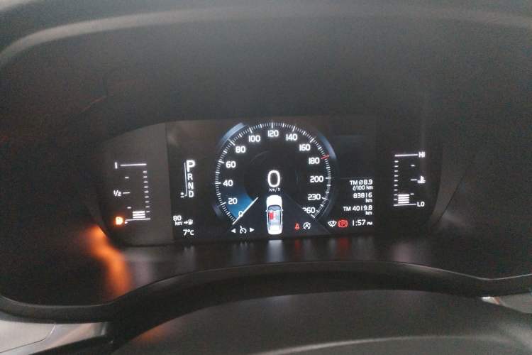 Used Volvo S60 2021 T3 SmartDrive Luxury Edition Instrument Cluster