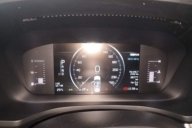 Used Volvo S60 2021 T4 Zhiyi Luxury Edition Instrument Cluster
