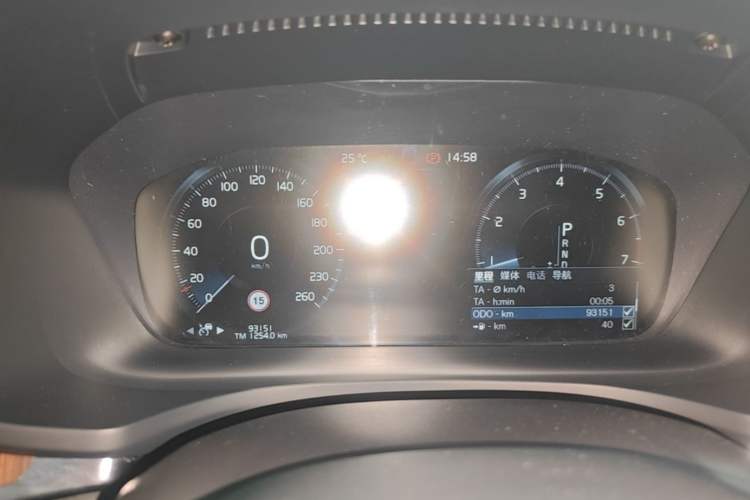 Used Volvo S60 2021 T4 Zhiyuan Luxury Edition Instrument Cluster