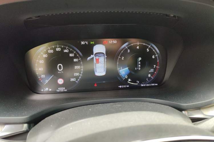 Used Volvo S60 2021 T4 Zhiyuan Luxury Edition Instrument Cluster