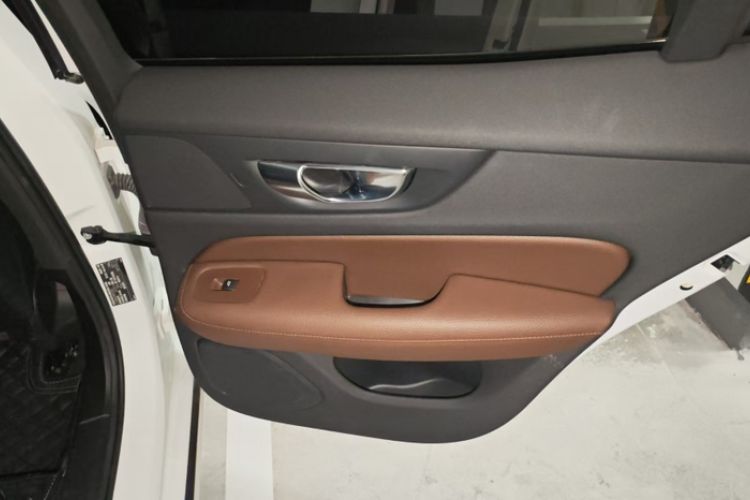 Used Volvo S60 2021 T4 Zhiyi Luxury Edition Interior 3