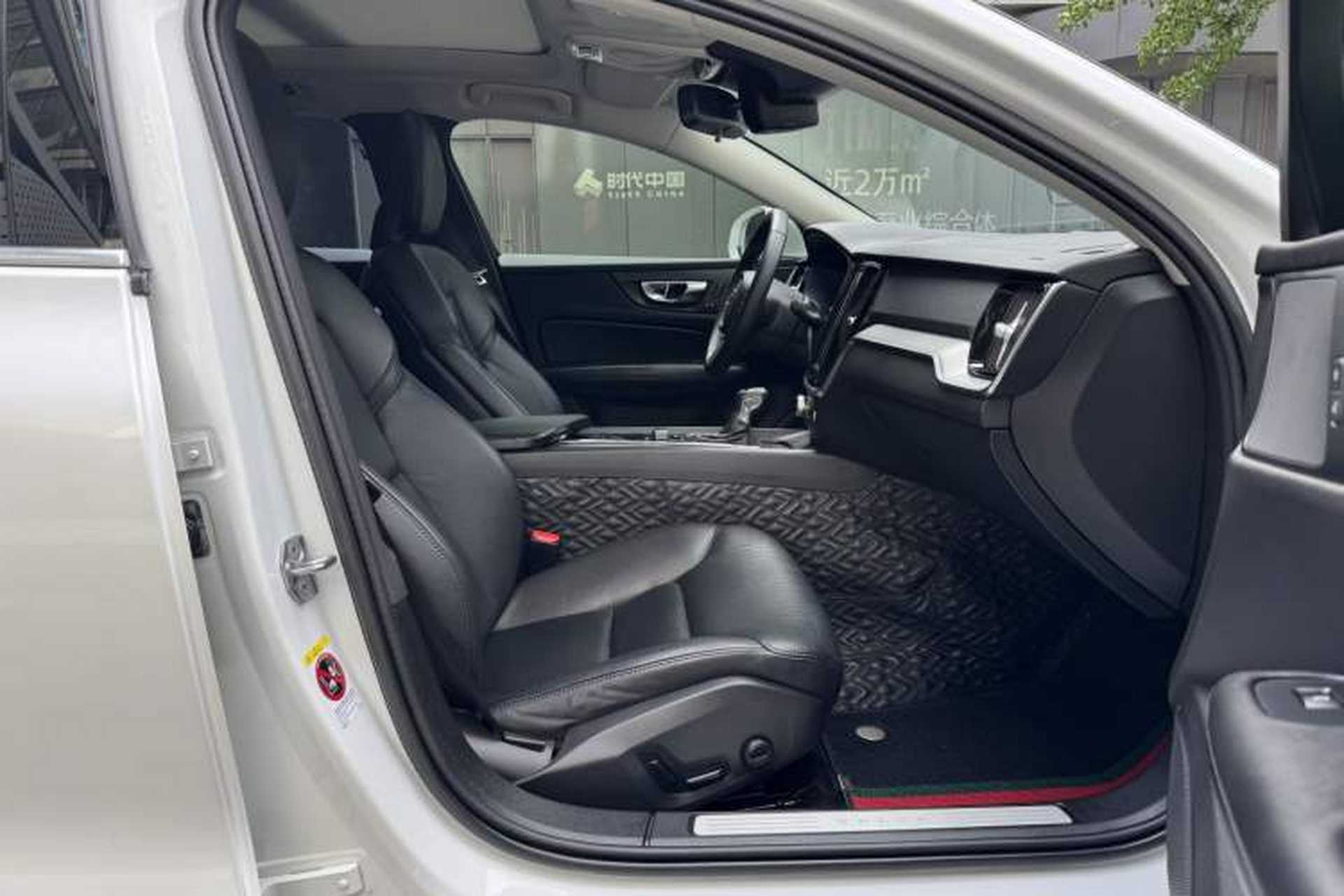 Used Volvo S60 2021 T4 Zhiyi Luxury Edition Interior 4