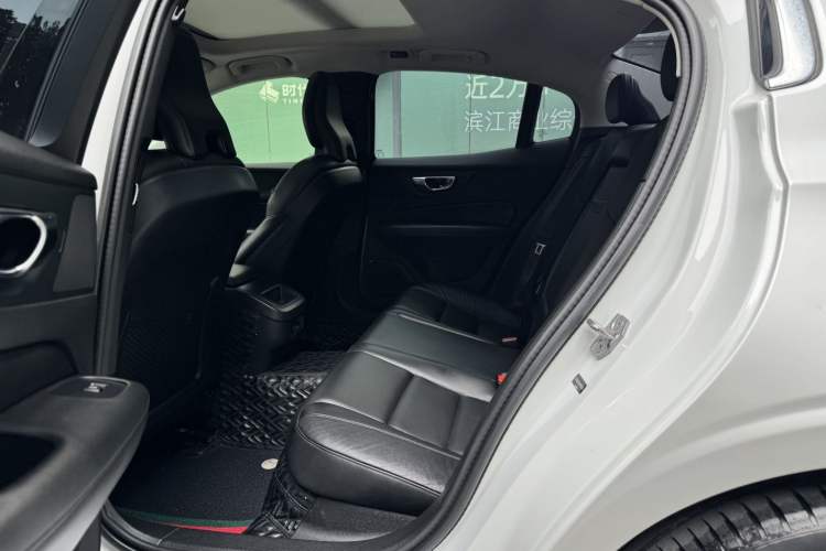 Used Volvo S60 2021 T4 Zhiyi Luxury Edition Interior 6