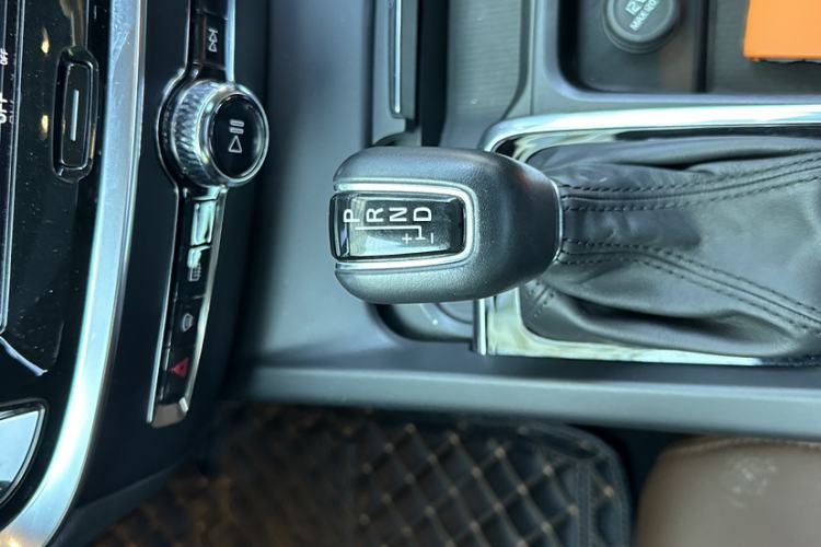 Used Volvo S60 2021 T4 Zhiyi Luxury Edition Interior 9