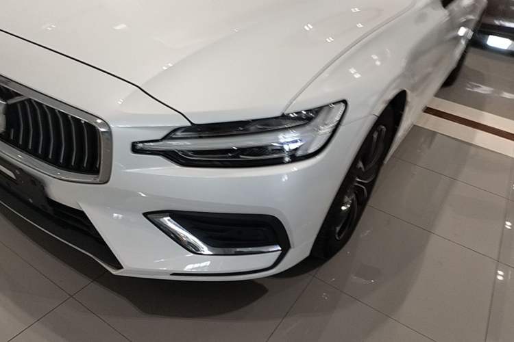 Used Volvo S60 2021 T4 Zhiyi Luxury Edition Left Front Headlight