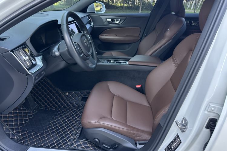 Used Volvo S60 2021 T4 Zhiyi Luxury Edition Left Front Seat