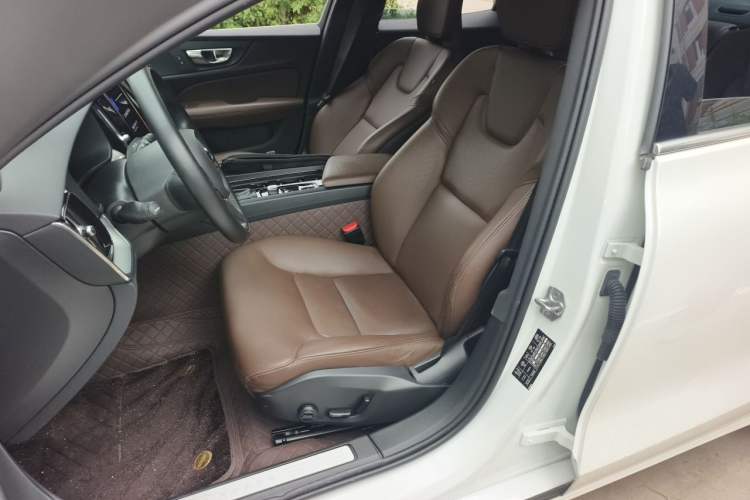 Used Volvo S60 2021 T4 Zhiyi Luxury Edition Left Front Seat
