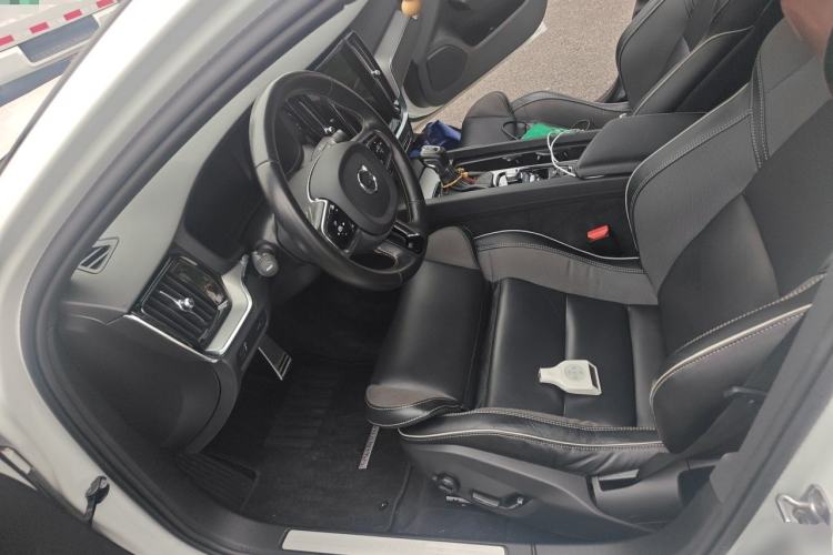 Used Volvo S60 2021 T4 Zhiyuan Sport Edition Left Front Seat