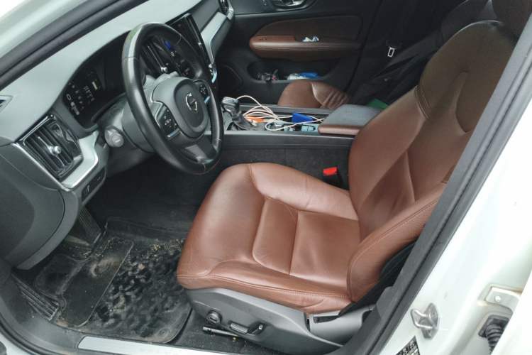 Used Volvo S60 2021 T4 Zhiyi Luxury Edition Left Front Seat